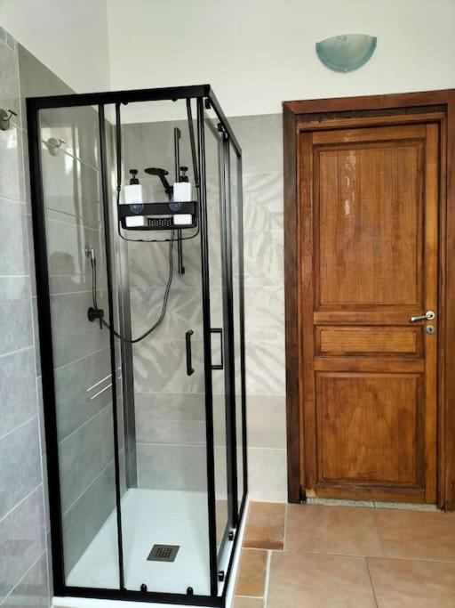 Casa Marta Apartment Каляри Екстериор снимка