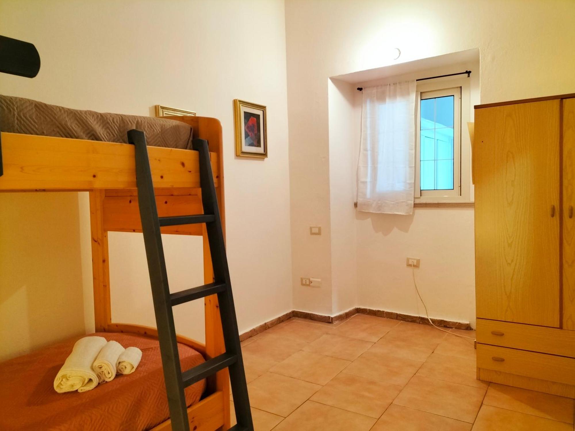 Casa Marta Apartment Каляри Екстериор снимка